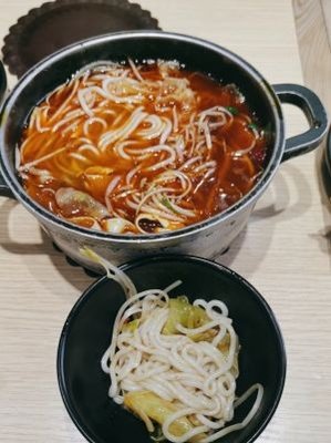 Junyi Yangtze River Noodles (Eurasia Mall Branch)