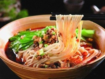 Lao Wang Sichuan Spicy Hot Pot Rice Noodles and Potato Starch (Chongwen Road Store)