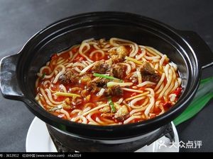 Potato Noodle Spicy Chicken Rice with Lily Rolls (Xin Yue East Road Store)