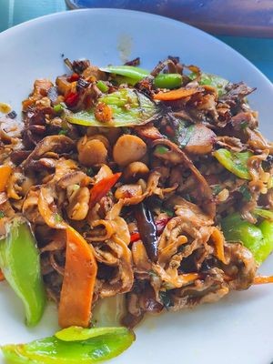Shui Yun Jian Stone Mouth Wild Fish Restaurant