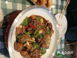 Ming Ji Home-style Cuisine (Fangzhou Meiyuan Branch)