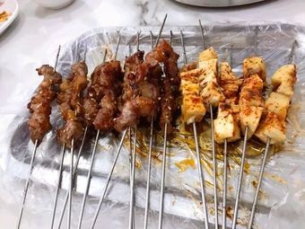 Yixiangfang Barbecue and Tripe Hot Pot