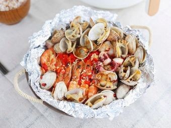 Han Xiaomei Tin Foil Clam Noodles