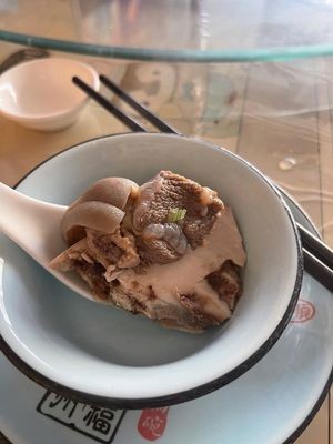 Yu Sheng Lamb Head Restaurant (East of Dongfang Hospital)