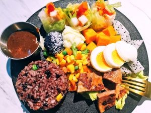 Simple π Light Cuisine Western Restaurant (Zhengrong Fortune Center Branch)