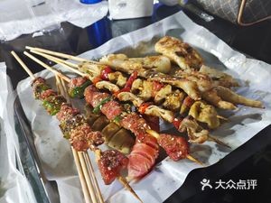 Xinjiang Folk Grilling (Qunsheng Branch)