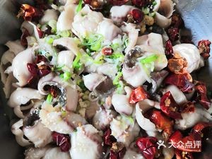 Huangzhong Century Fish (Jiangbin Avenue Store)