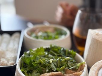 Xitaiyuan & Coconut Chicken Hot Pot