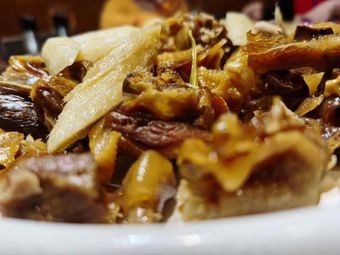 Golden Osmanthus Courtyard