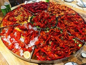 Qingshui Crawfish (Student Street Branch)