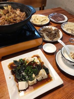 Chongqing Chicken Pot (Qin Haiwan Branch)