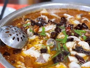 Bashu Authentic Boiled Live Fish (Zhongshan Hospital Branch)