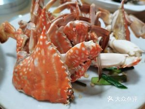 Xin Yi Gui Broken Shop Seafood Tower