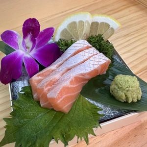 One Bite Sashimi Cuisine