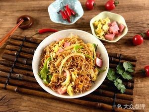 Lanzhou Beef Noodles (Shengshi Haomen Store)