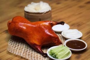 Quan Wei De Old Beijing Roast Duck (Hongshan Bridge Store)