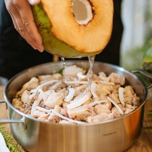 Yao Yu · Coconut Chicken