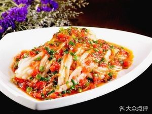 Yuxiang Ge Lanzhou Beef Noodles · Braised Chicken