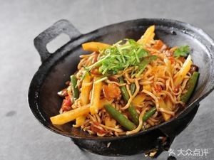 Juxiang Iron Pot Noodles (Xinxin Garden Branch)