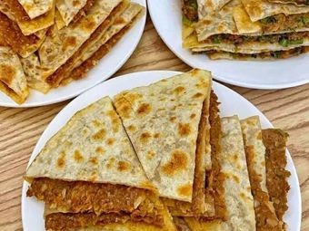 Xianghe Meat Buns · Crossing the Bridge Rice Noodles · Lamb Offal Soup