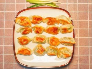 Big Filling Pan-Fried Dumplings (Handmade Dumplings)