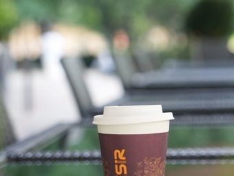 AESIR Intelligent Robotic Beverage Shop