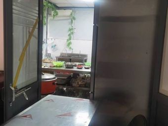 Mai Hu Lu · Large Iron Pot Stew Noodles