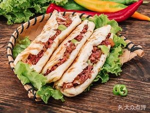 Donkey Meat Fire Cake · Noodles (Poly Store)