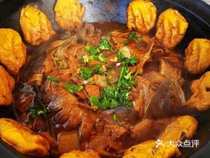 Fenglongshan Nongjia Yuan Iron Pot Stew