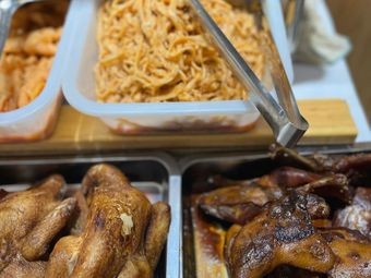 Sun Er Sao Delicacies