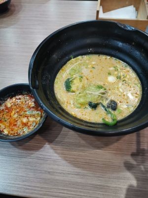 Yang Guofu Spicy Hot Pot (Zhongxing Road Branch)