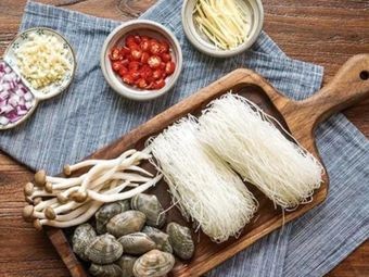 Tinfoil Clam Noodles