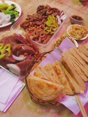 Yang Family Donkey Meat Fire Cake (3rd Store)
