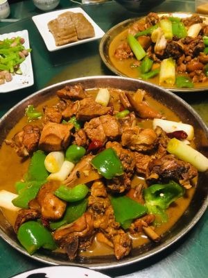 Bao's Big Pot Chicken (Hengfu Plaza Branch)