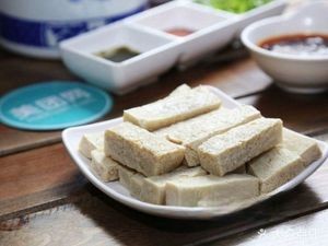 Luse Spicy Chicken (Airport Road Store)