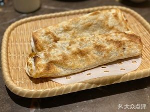 Zhao Xiao Lv Lv Meat Fire Cake