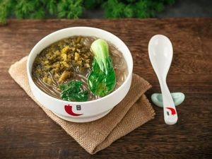 尕记锅魁酸辣粉(华宁春天店)