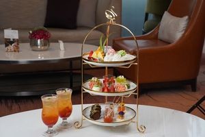 Yunjia Jinling WFC Hotel - Lobby Bar