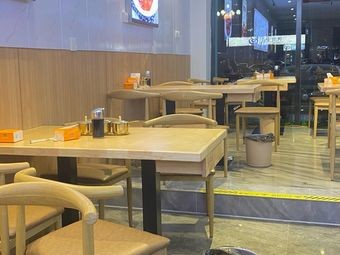 Luoyang Lamb Soup Restaurant Henan Noodles