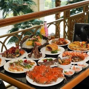 Shijiazhuang World Trade Plaza Hotel - Seafood Buffet Restaurant