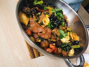 Xiang Pen Pen Spicy Hot Pot (Chaoyang Branch)