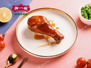 Yiwan's Chopped Chili Pork Leg Rice (Luquan Branch)