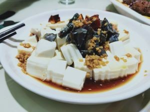 Jiaozi Wine (Shitonglu Store)