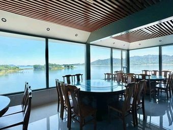 Lakeside Family Home · View Lake Restaurant (Xibaipo Branch)
