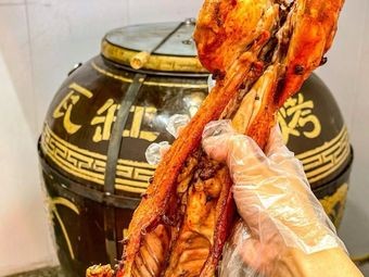 Liu La Ji - Canned BBQ & Stir-Fried Luosifen