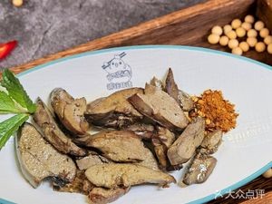 Qi Yu Non-Intangible Cultural Heritage Ancient Method Black Chicken Noodles (Pinghu Store)