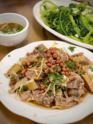 Xincheng Hotel (Wutang Road Branch)