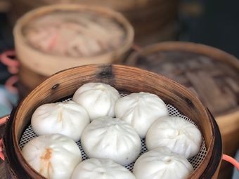 Huaguan Special Soup Dumplings (Angji Wanda Store)