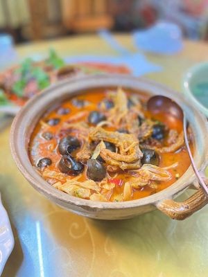 Lou A Shu Food City (Zhongyao Main Store)