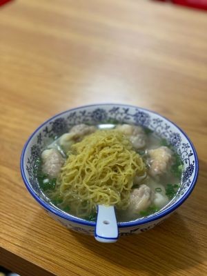 Hongwei Yuntun Zhusheng Mian